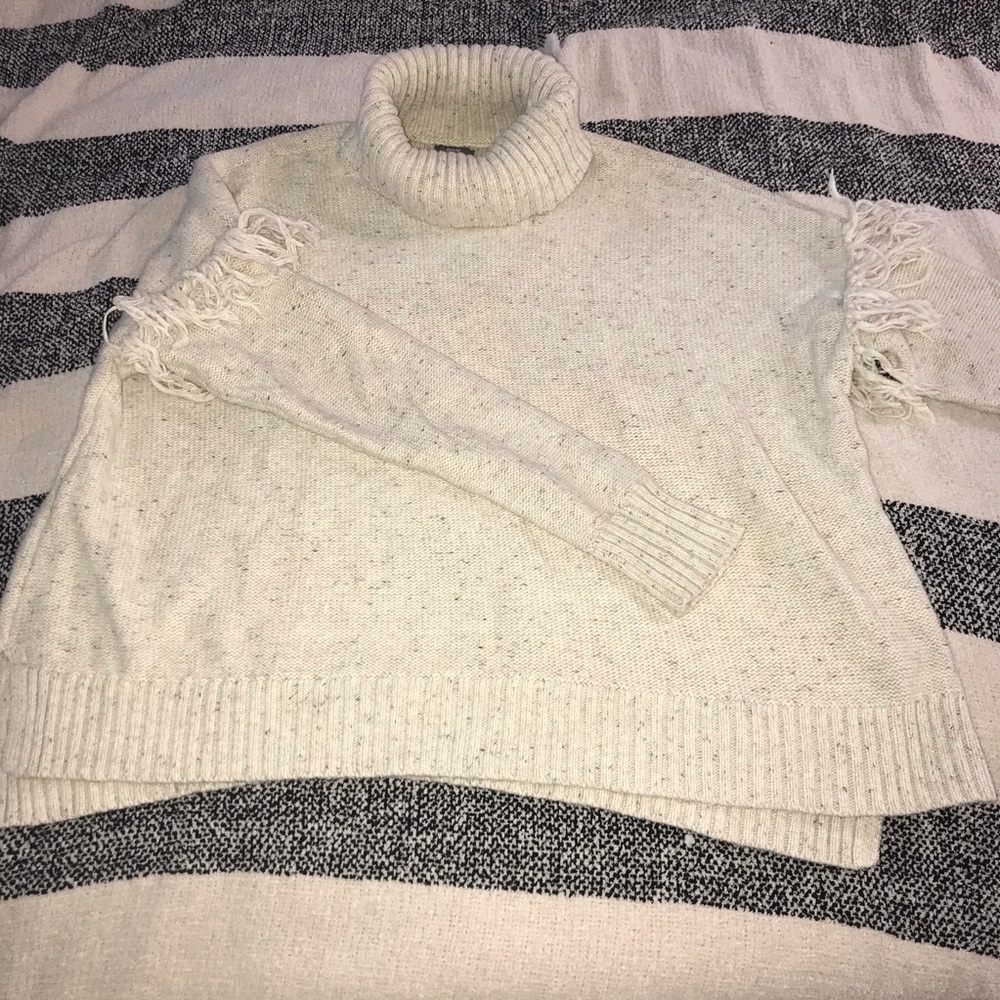 Aerie turtle neck sweater - Picture 3 of 4
